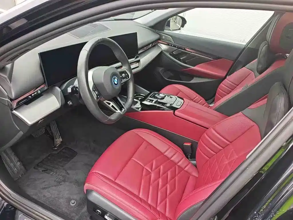 BMW i5 — миниатюра 7