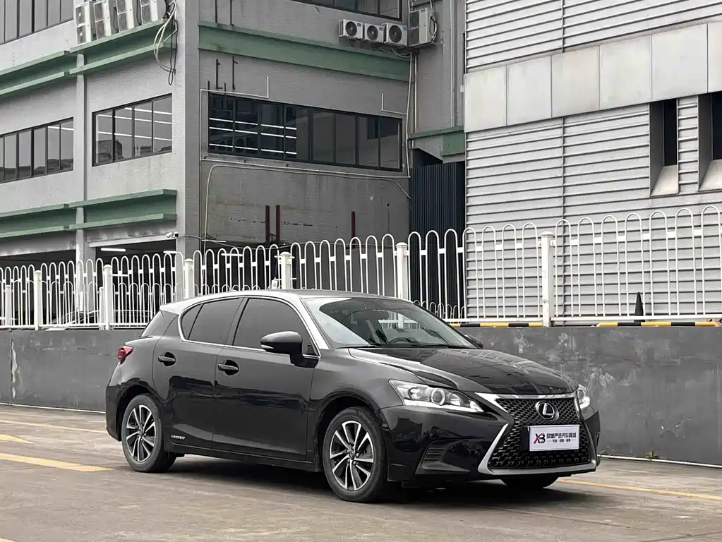 LEXUS CT