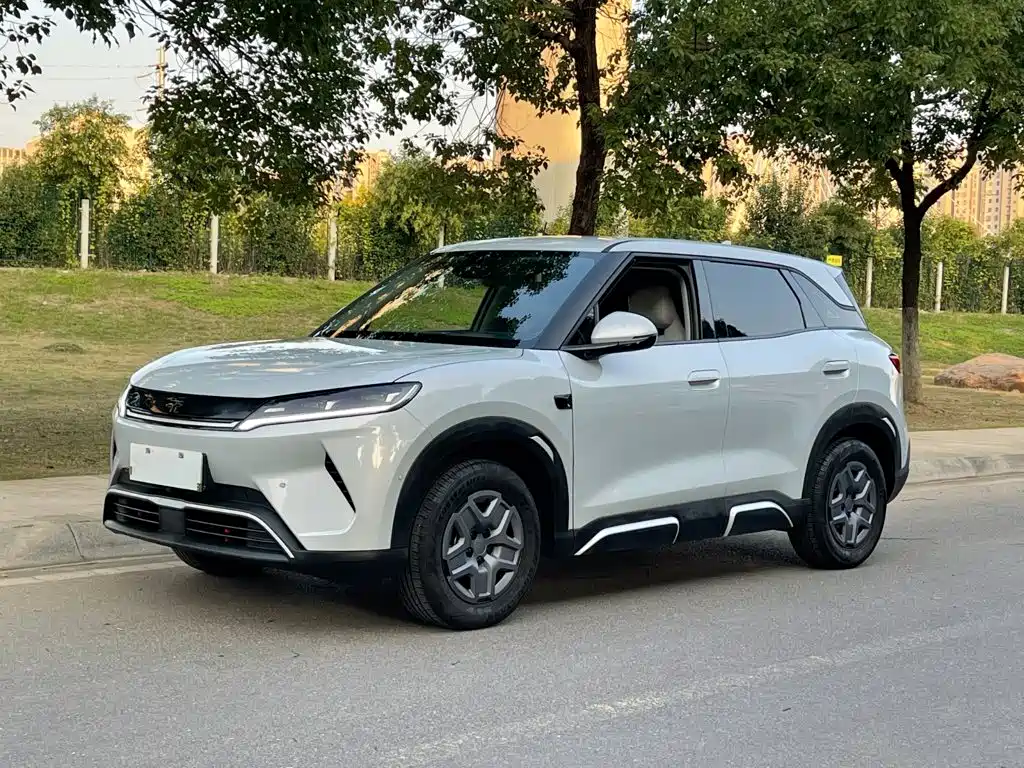 BYD Yuan UP — миниатюра 2