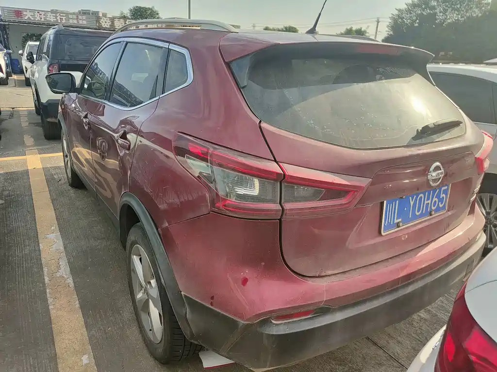Nissan Qashqai — миниатюра 16