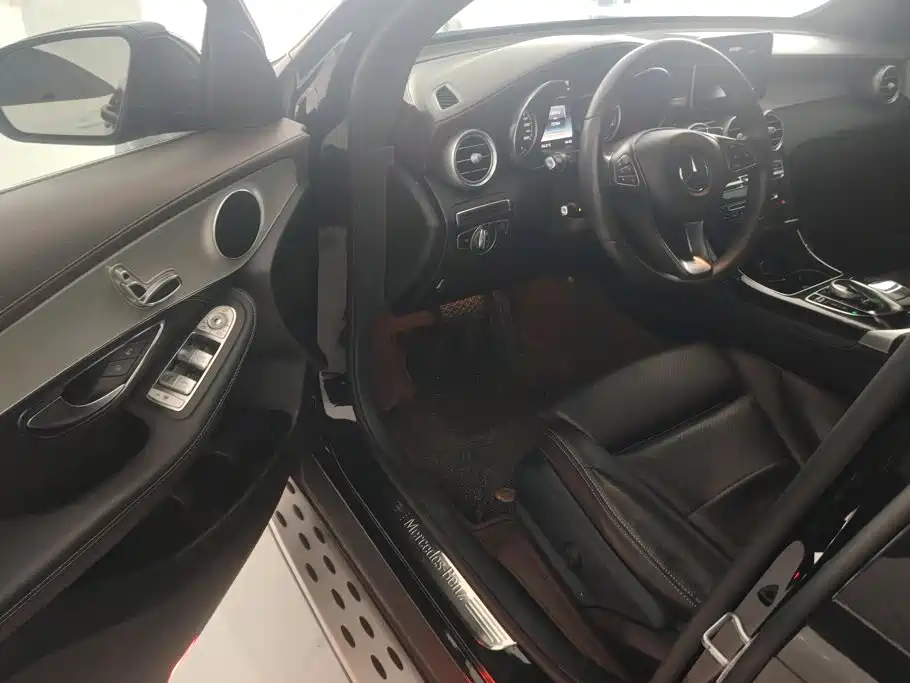 Mercedes-Benz GLC — миниатюра 7