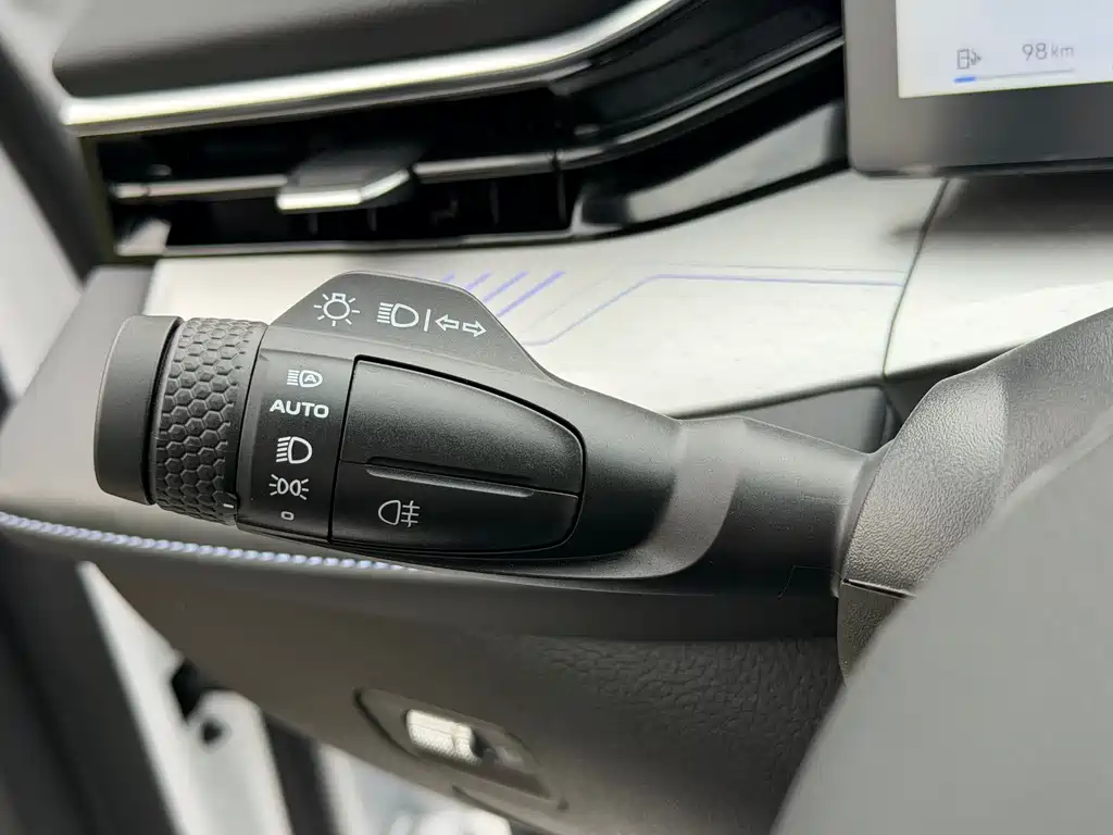 Geely Preface 2025 1.5TD