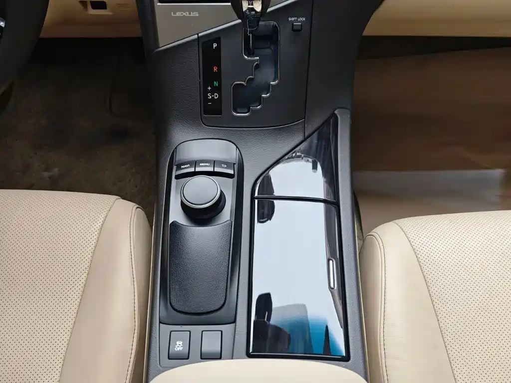 Lexus RX Classic — миниатюра 16