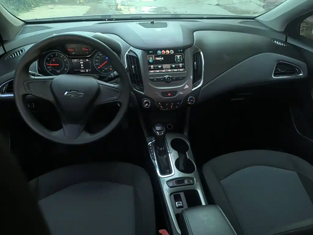 Chevrolet Cruze — миниатюра 10