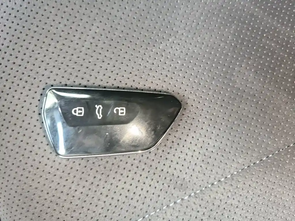 Volkswagen ID.3 — миниатюра 9