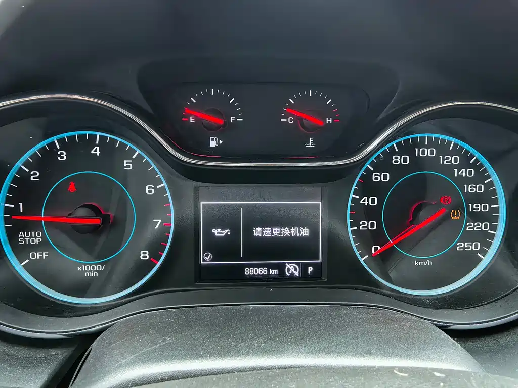 Chevrolet Cruze — миниатюра 18