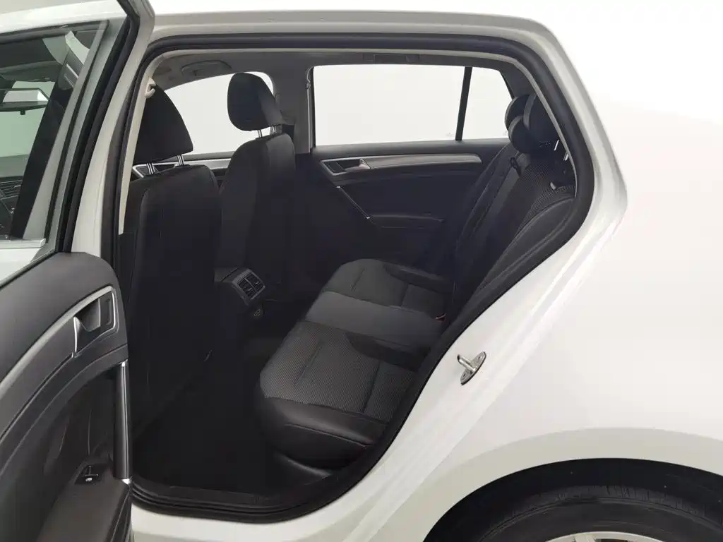 Volkswagen Golf — миниатюра 15