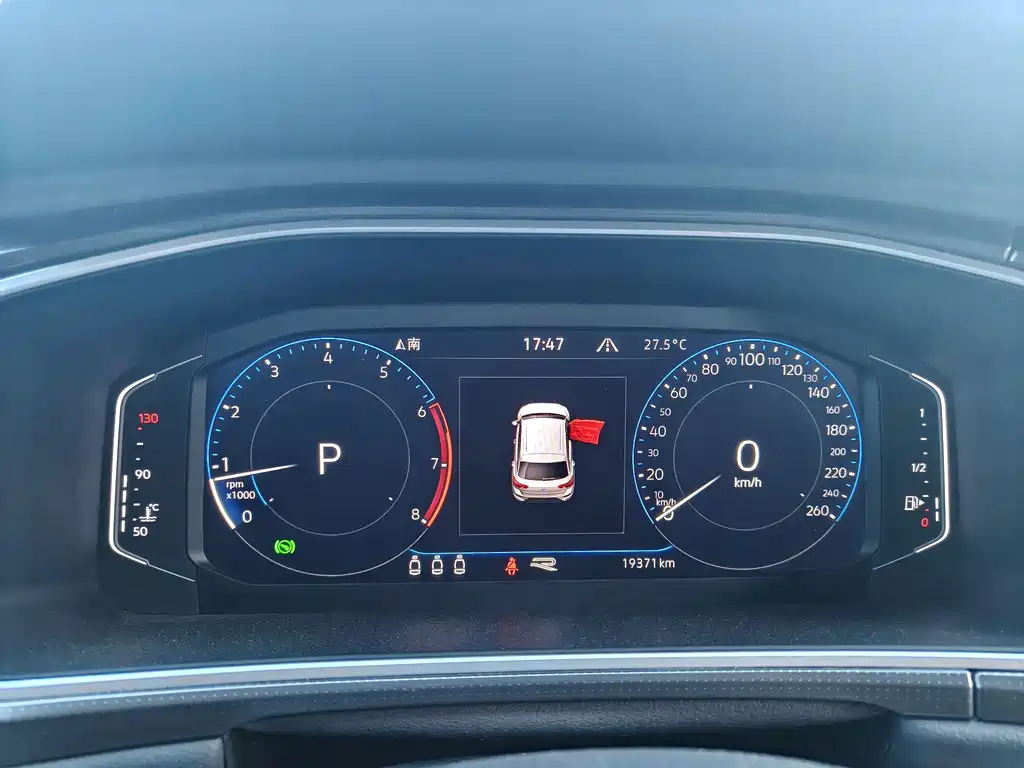 Volkswagen T-Roc — миниатюра 10