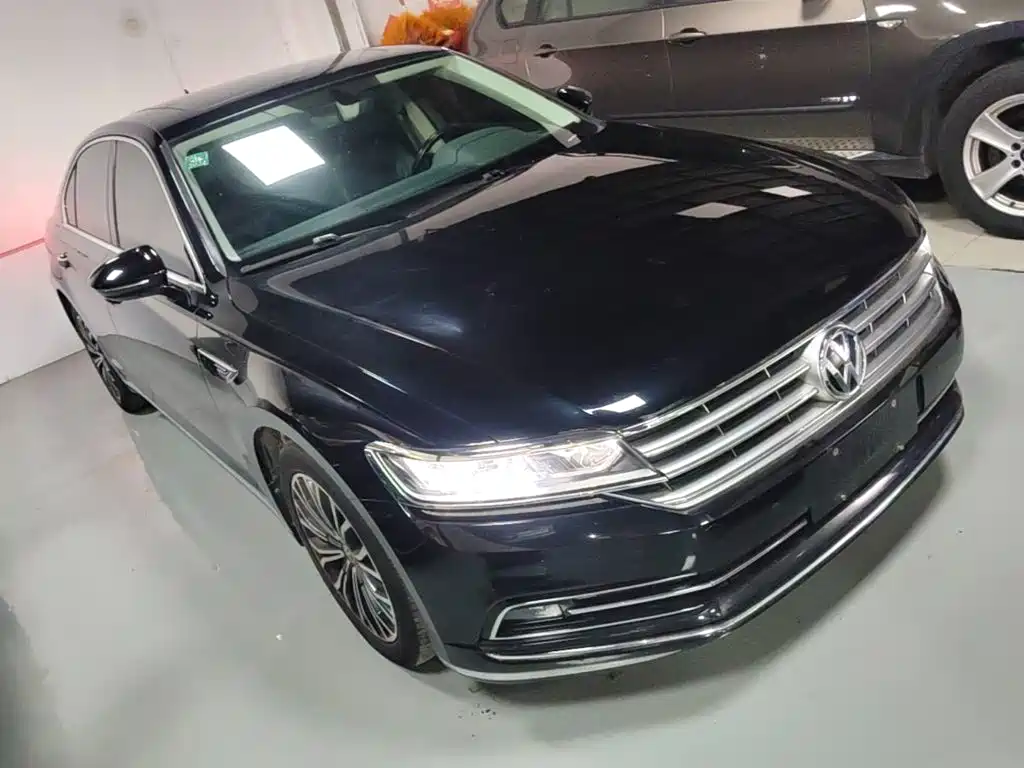 Volkswagen Phideon — миниатюра 4