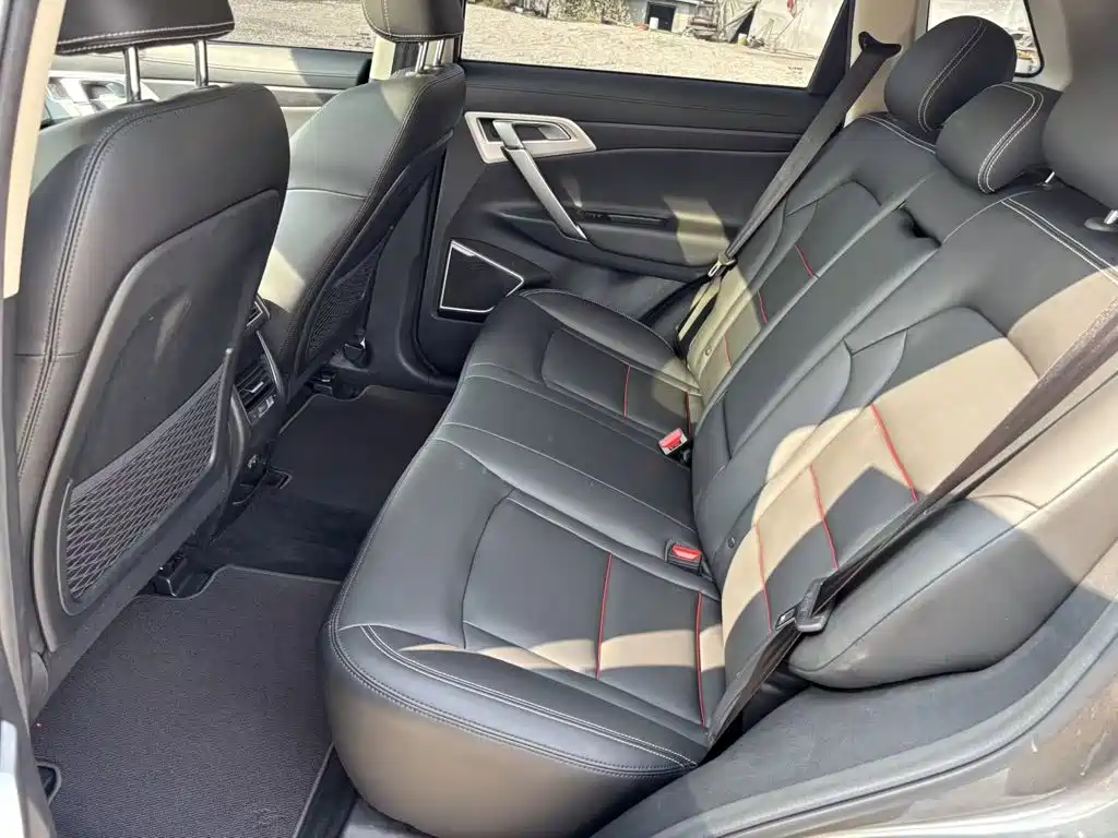 Geely Boyue — миниатюра 17