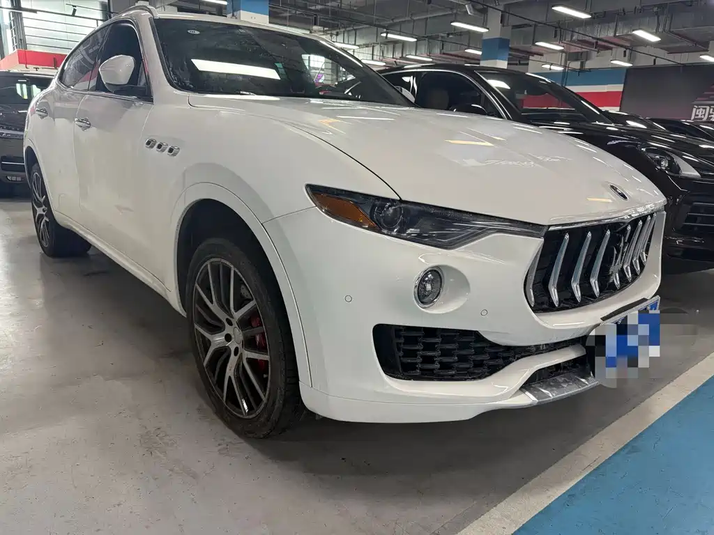 Maserati Levante — миниатюра 3