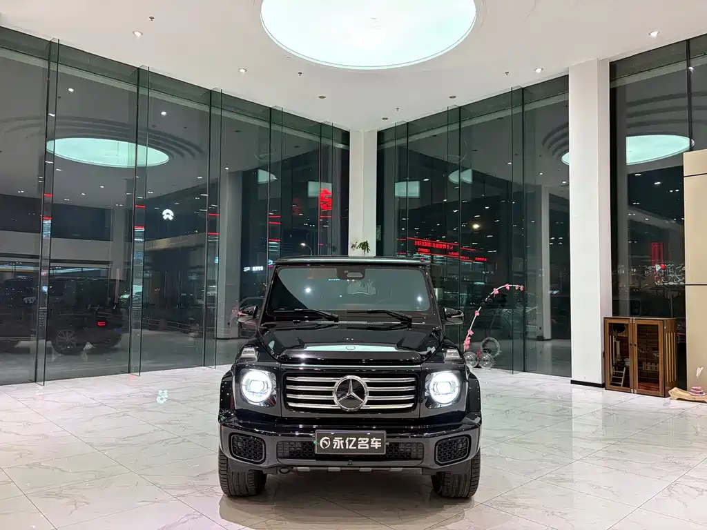Mercedes-Benz G-Class