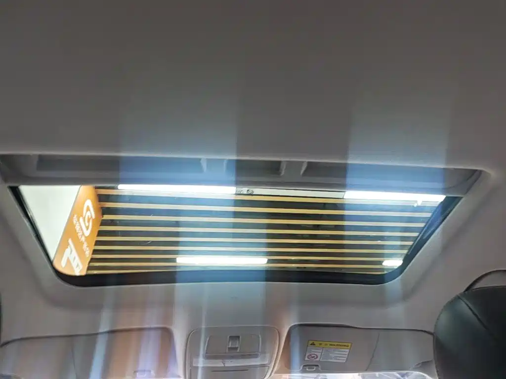 Roewe i5 — миниатюра 18