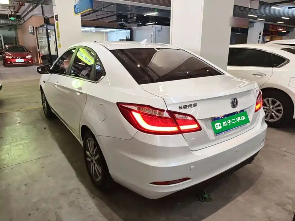 Changan Eado — миниатюра 5