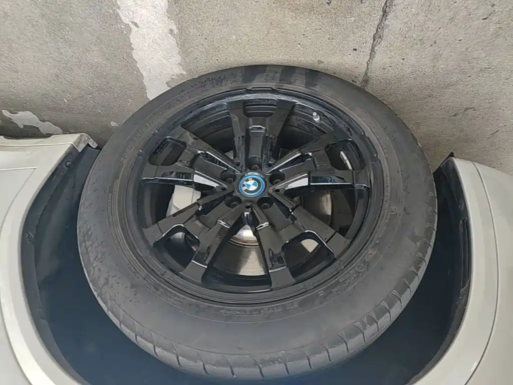 BMW iX3 — миниатюра 23