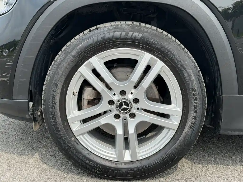Mercedes-Benz GLB — миниатюра 14