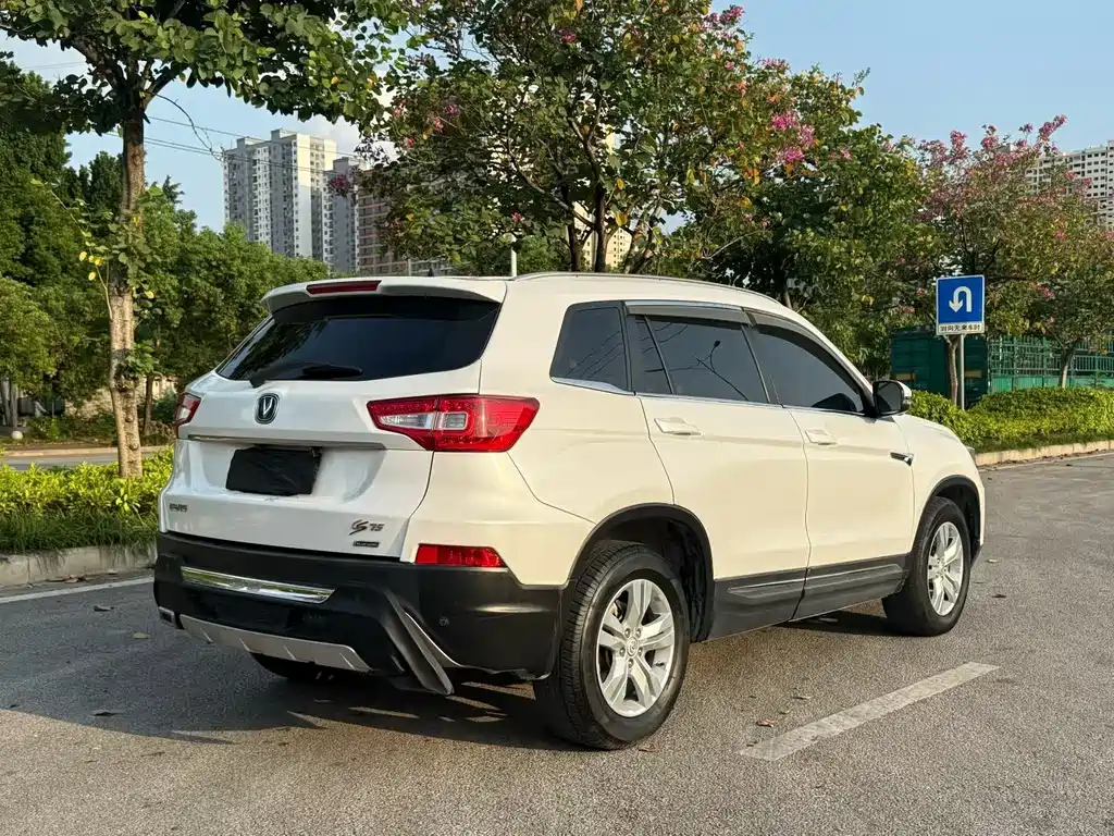 Changan CS75 — миниатюра 4