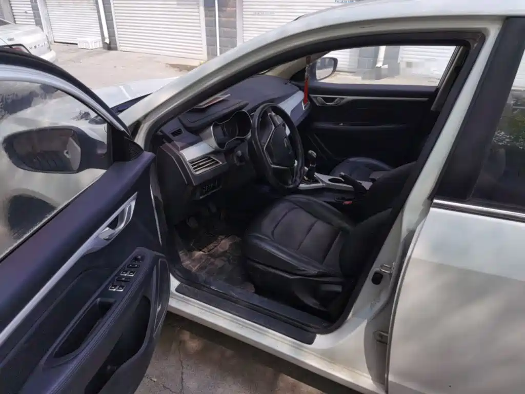 Geely Vision — миниатюра 14
