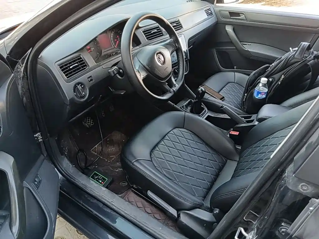 Volkswagen Santana — миниатюра 15