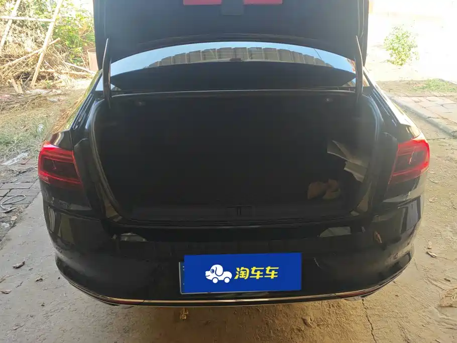 Volkswagen Magotan — миниатюра 4