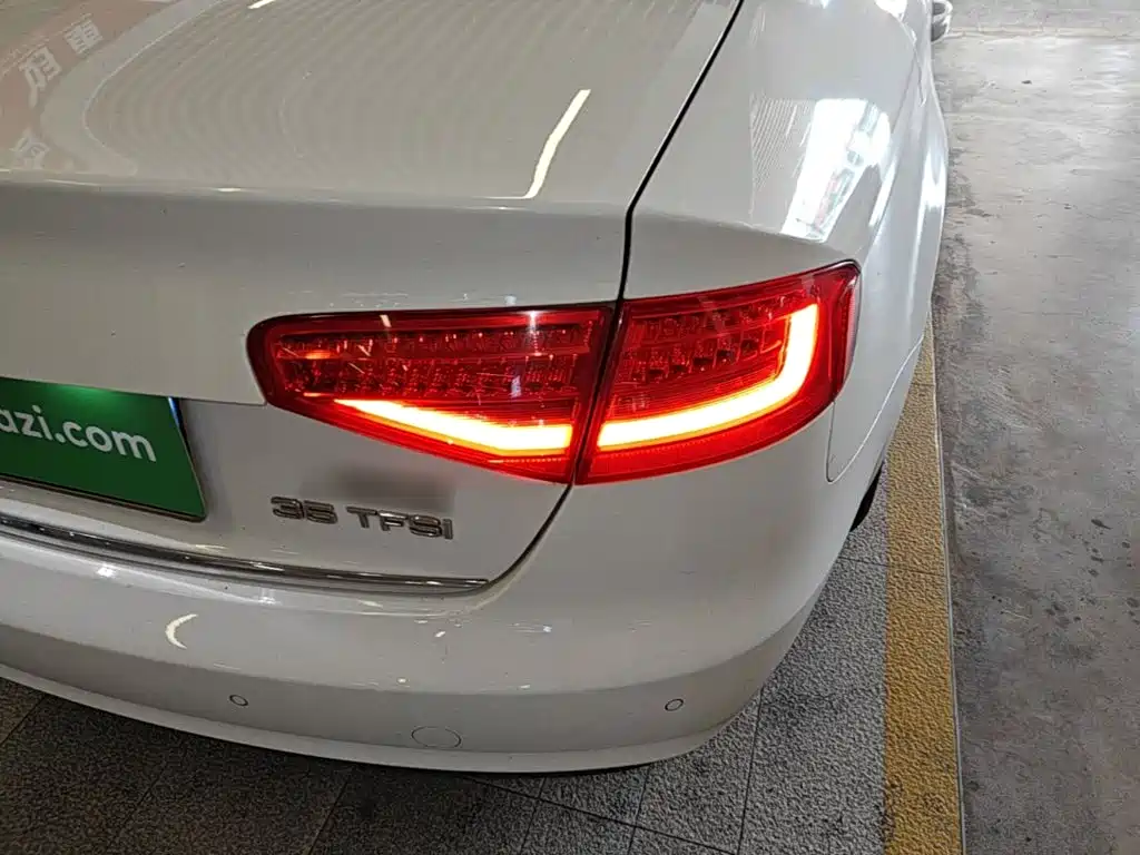 Audi A4L — миниатюра 8