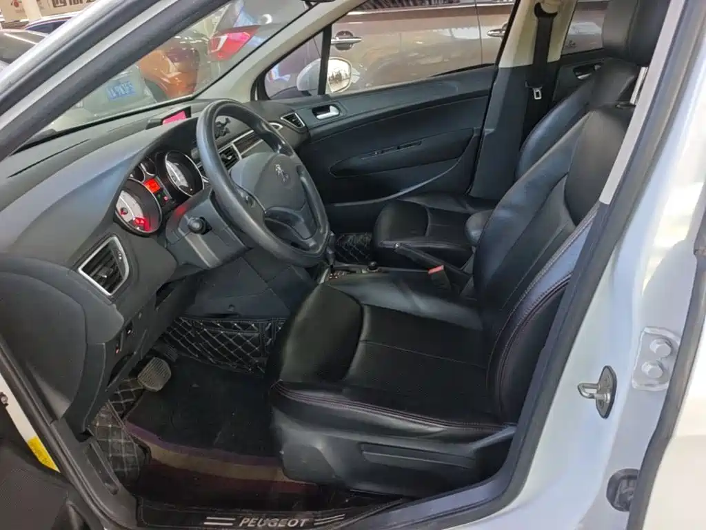 Peugeot 308 — миниатюра 15