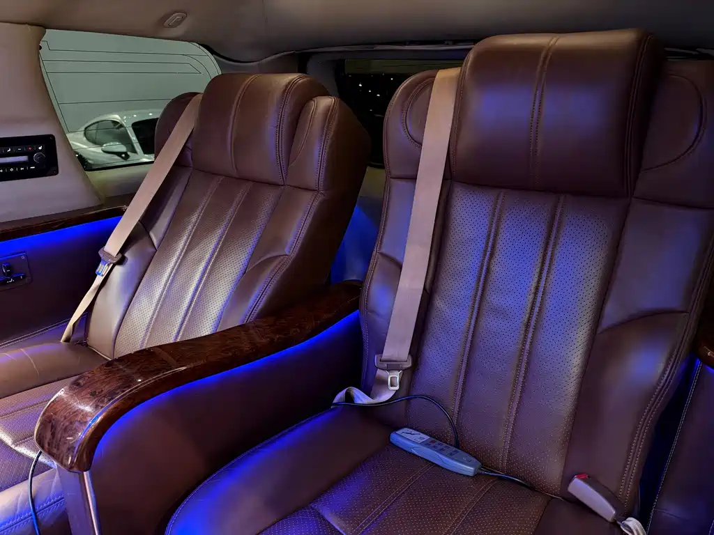 Cadillac Escalade — миниатюра 15