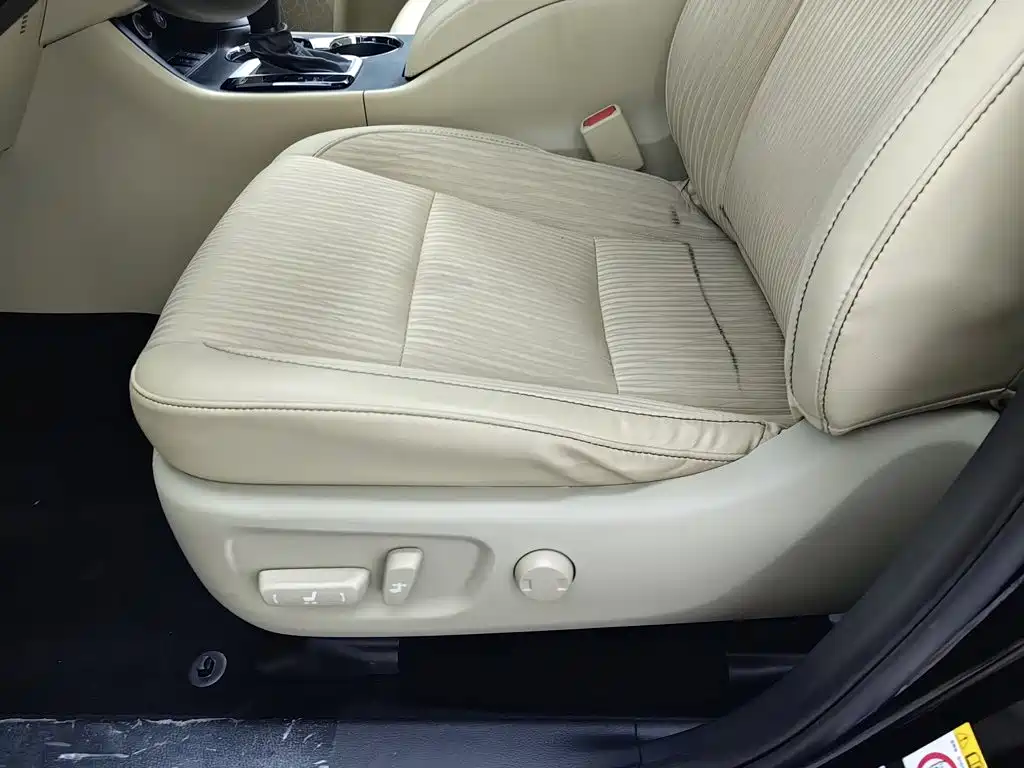 Toyota Highlander — миниатюра 20