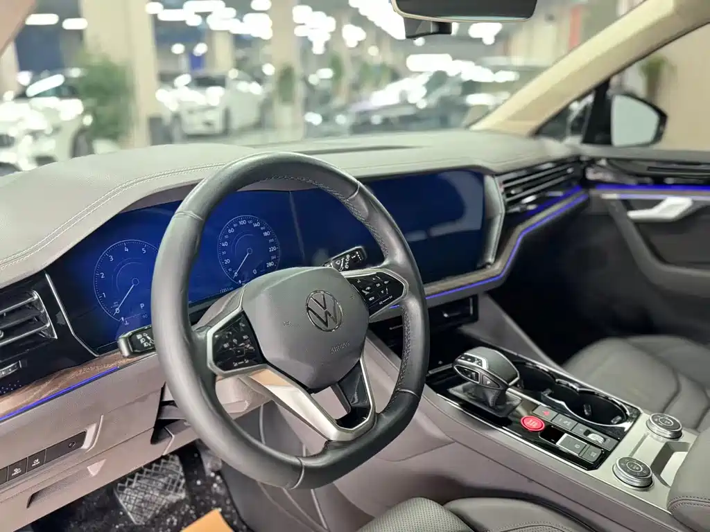 Volkswagen Touareg — миниатюра 8