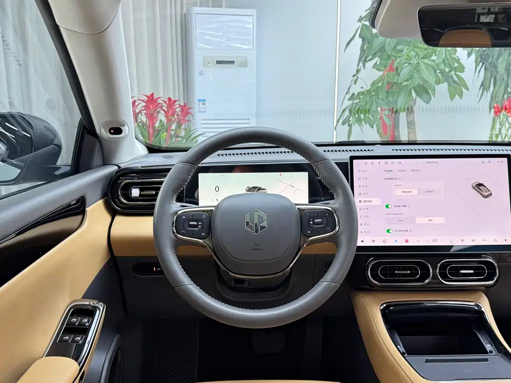 Leapmotor Leapmotor C01 — миниатюра 8