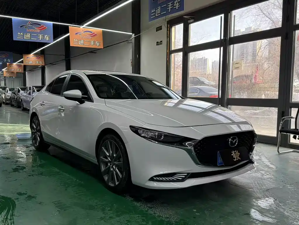 MAZDA 3 ANGKESAILA