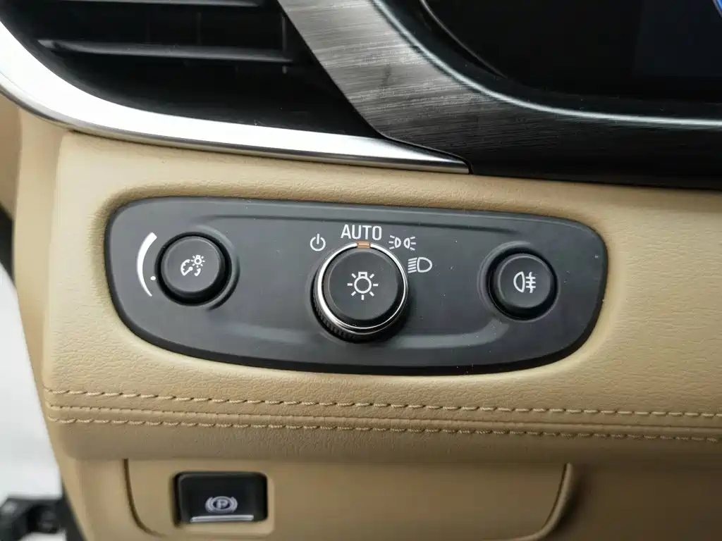 Buick GL8 — миниатюра 21