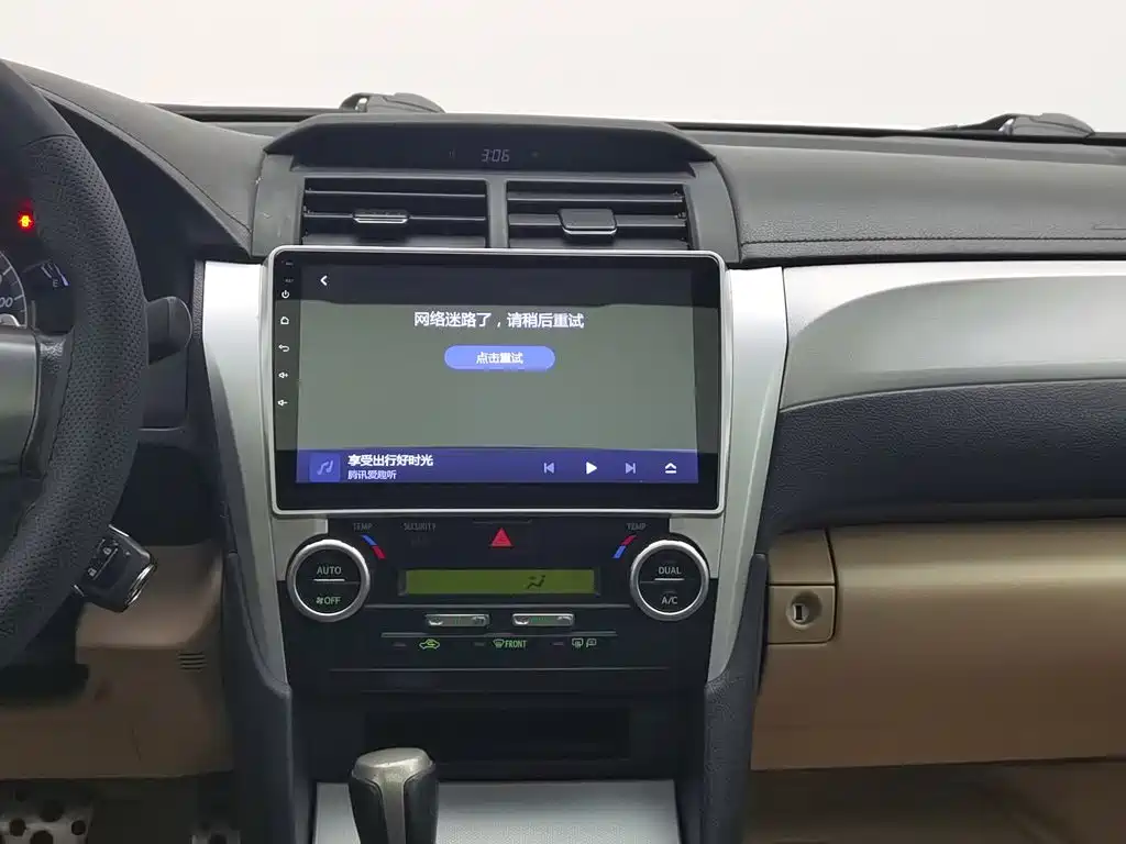 Toyota Camry — миниатюра 12