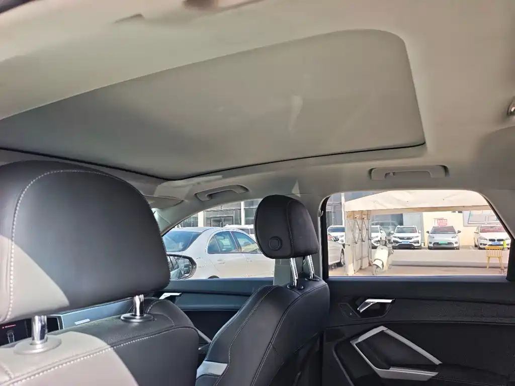 Audi Q3 — миниатюра 9