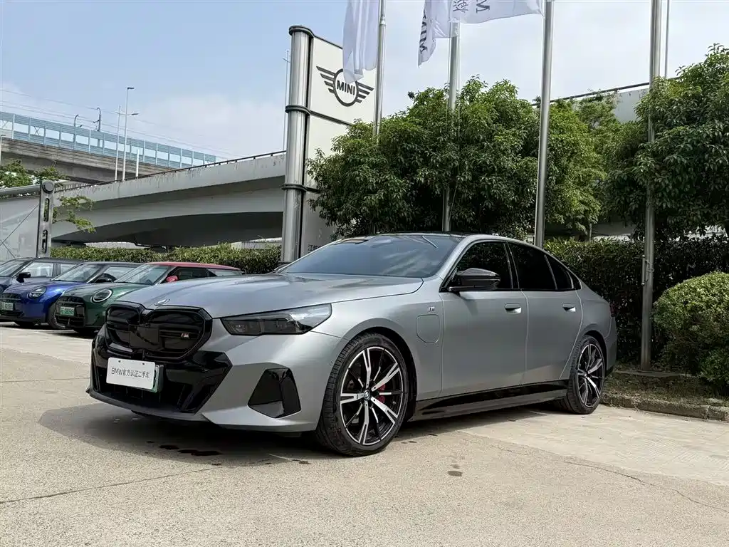 BMW i5 M60 2025