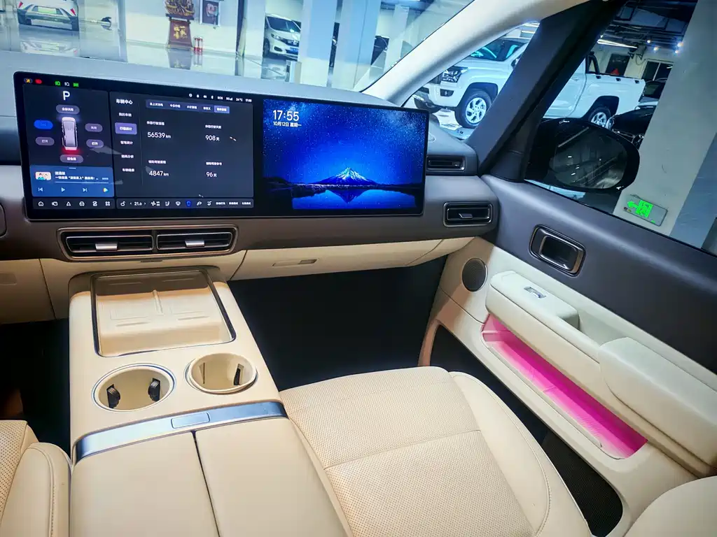 Li Auto Li MEGA — миниатюра 11