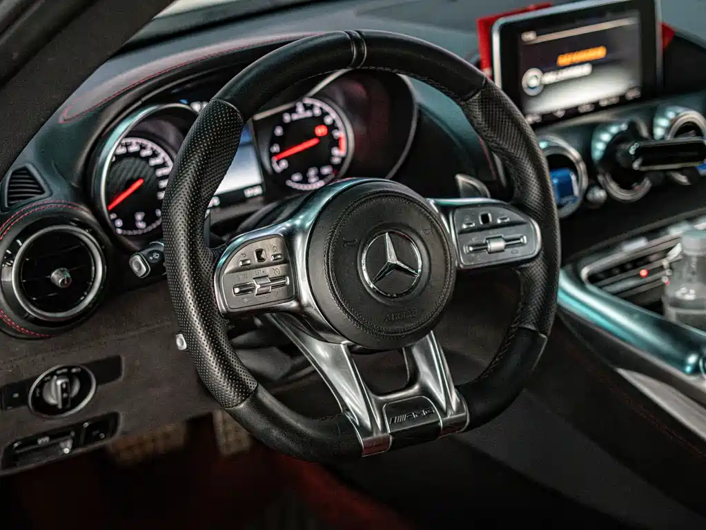 Mercedes-Benz AMG GT — миниатюра 9