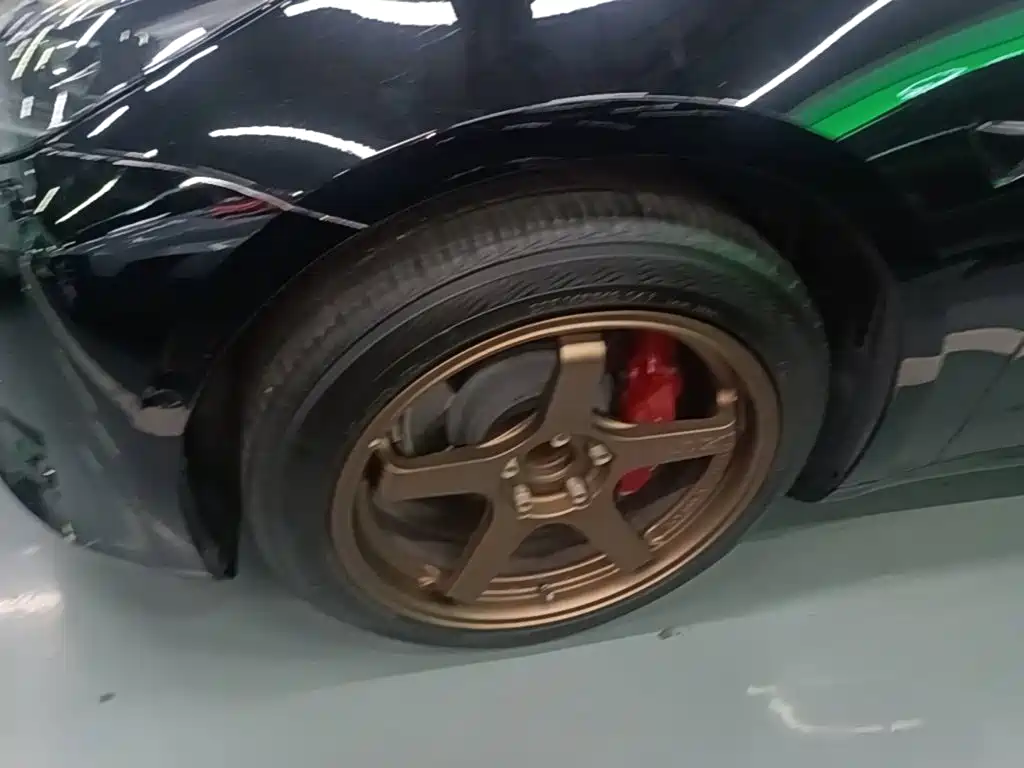 Tesla Model 3 — миниатюра 23