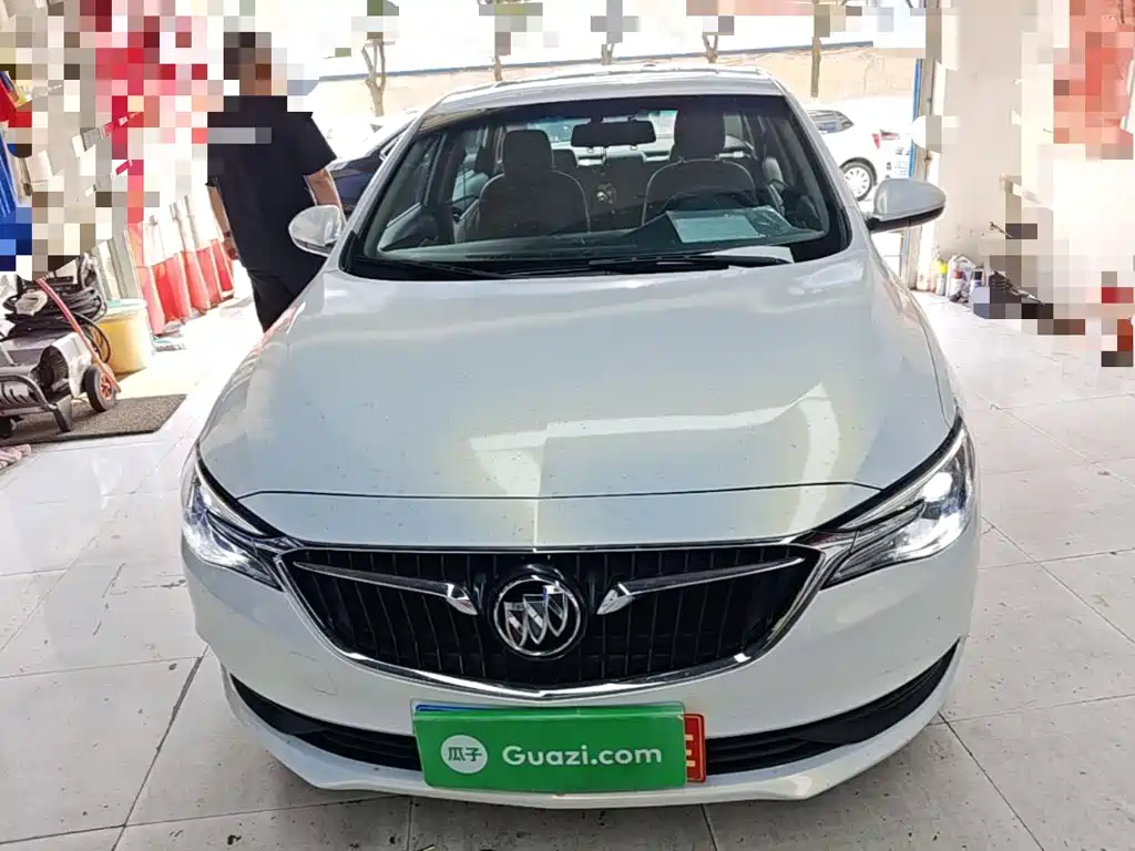 Buick Excelle — миниатюра 3