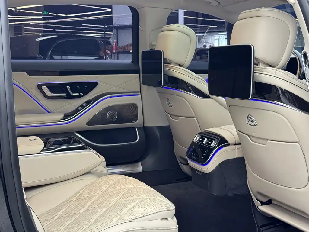 Mercedes-Benz S-Class — миниатюра 8