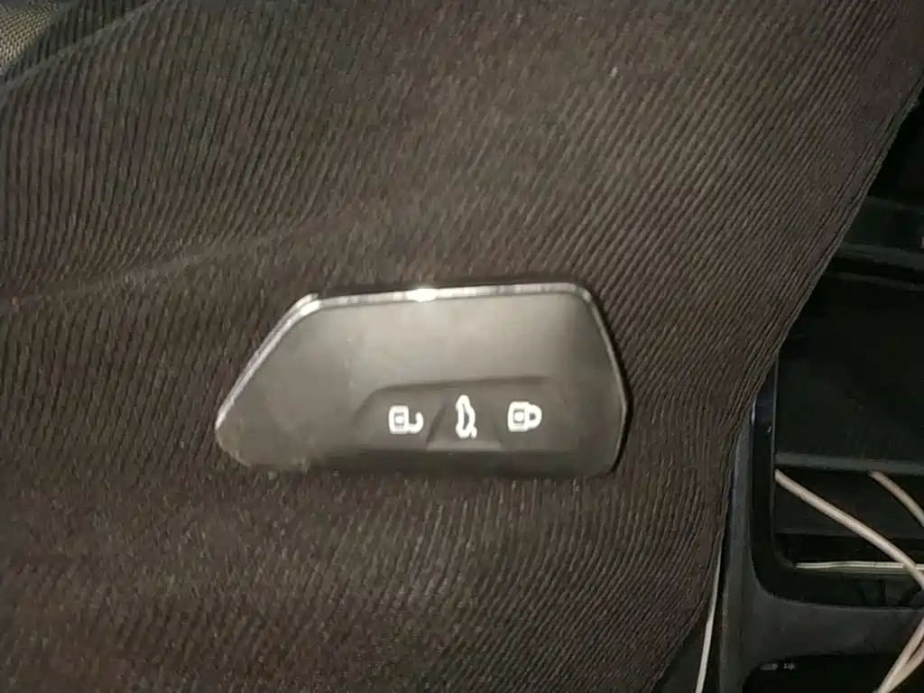 Volkswagen ID.3 — миниатюра 9