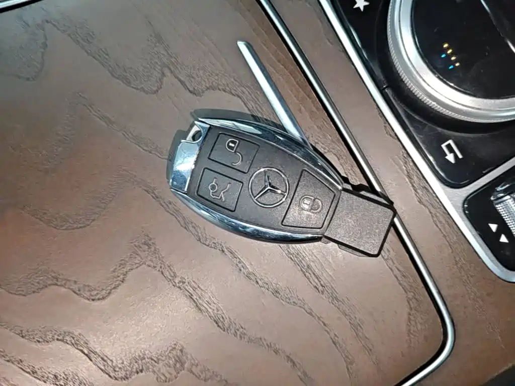 Mercedes-Benz GLC — миниатюра 9