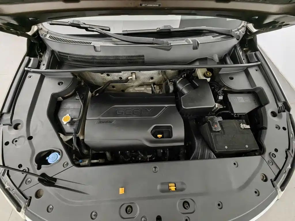 Geely Vision X6 — миниатюра 6