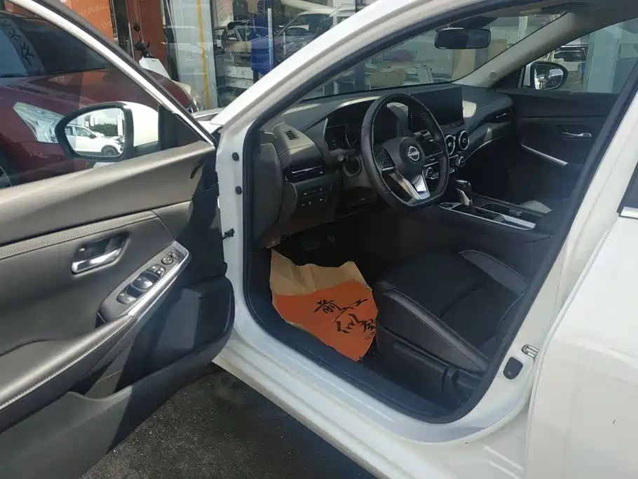 Nissan Sylphy — миниатюра 9