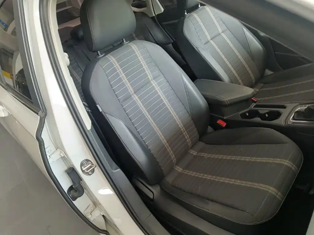 Volkswagen Lavida — миниатюра 25