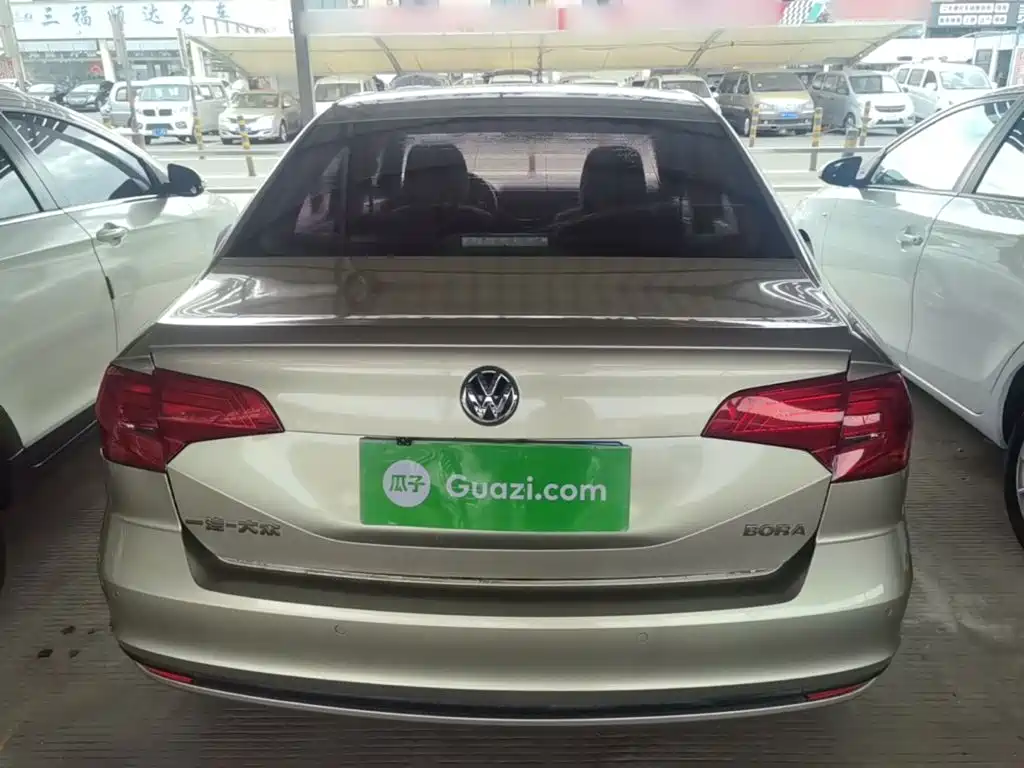 Volkswagen Bora — миниатюра 6