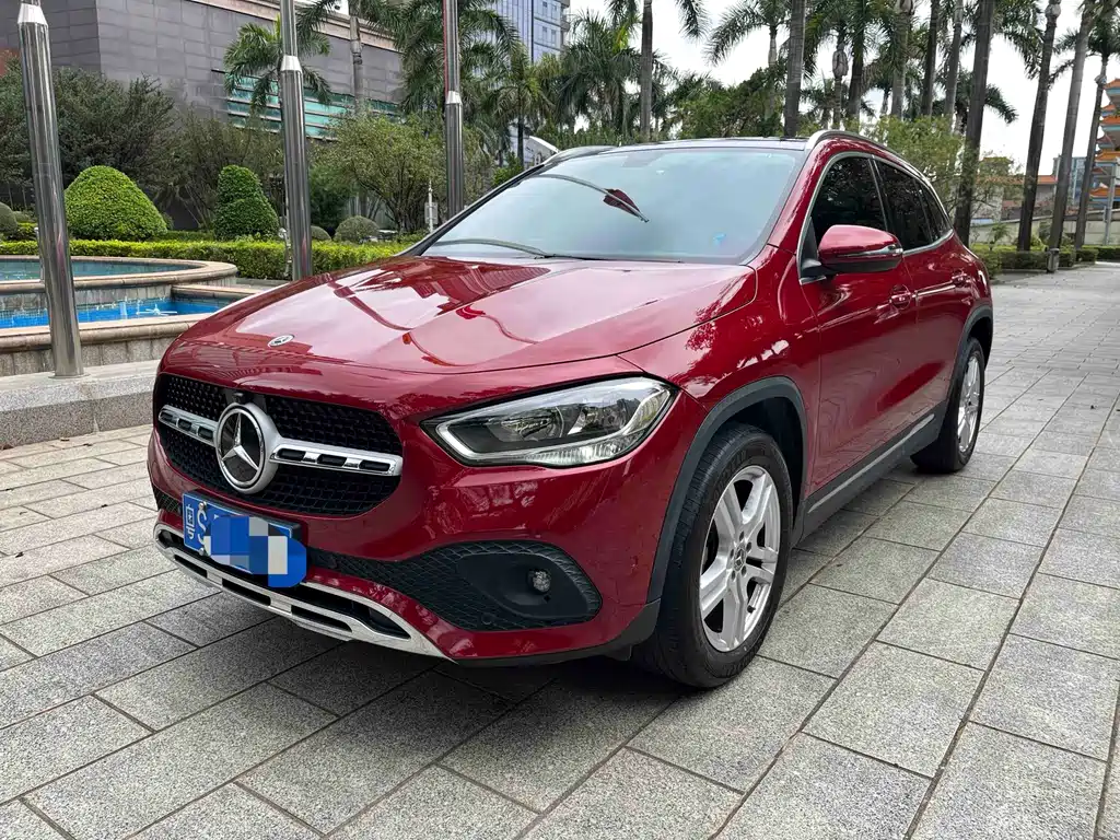 Mercedes-Benz GLA 2021