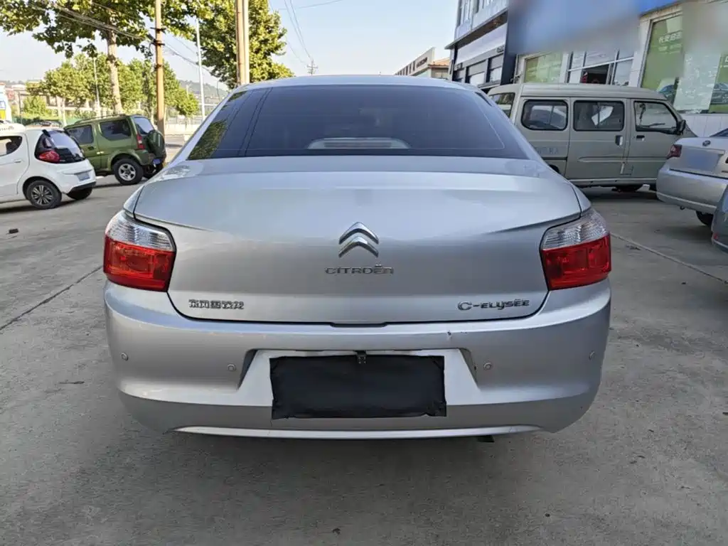 Citroen Elysee — миниатюра 6