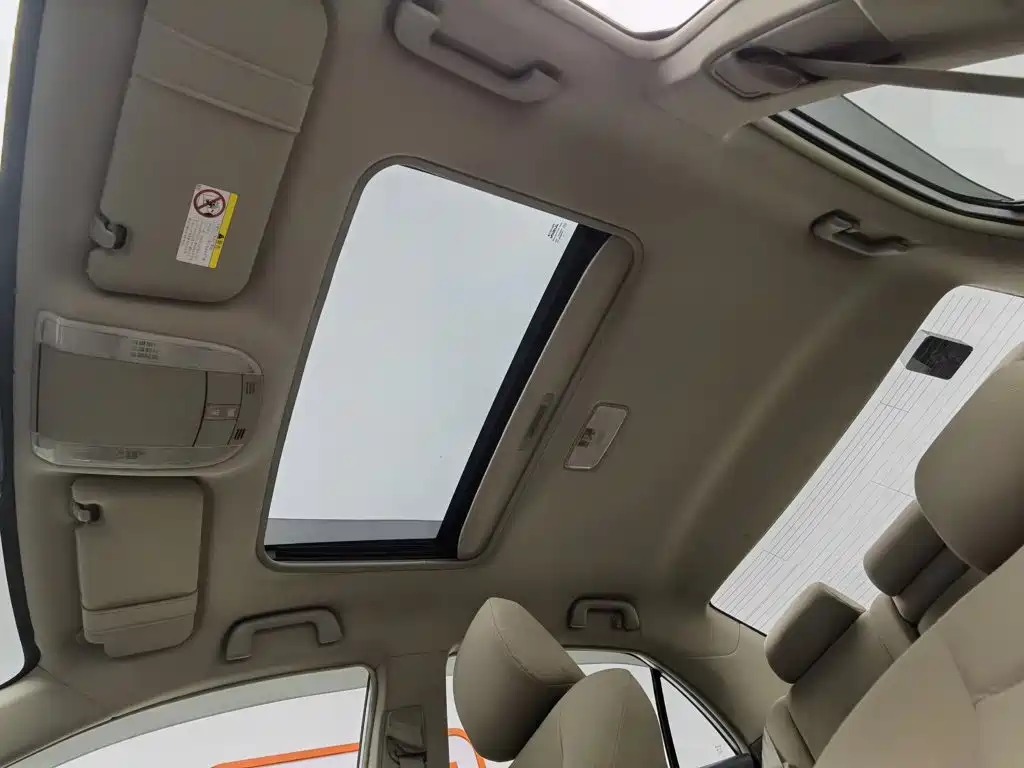 Toyota Corolla — миниатюра 14