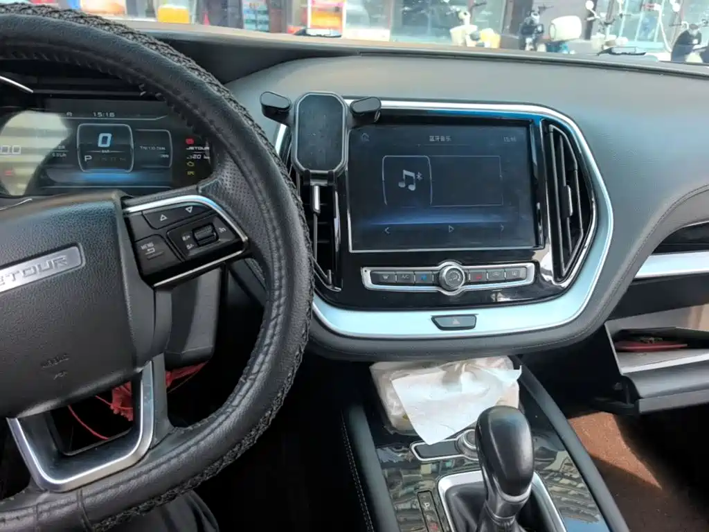 Jetour X70 — миниатюра 10